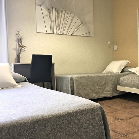 Pension Mariluz Barcelona Exteriér fotografie